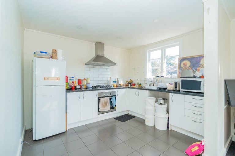 Photo of property in 143 Avalon Drive, Nawton, Hamilton, 3200