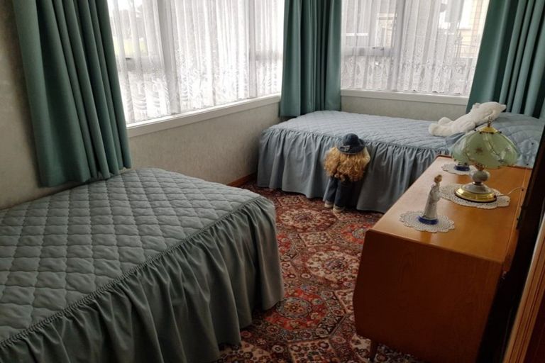 Photo of property in 22 Roebuck Street, Westport, 7825