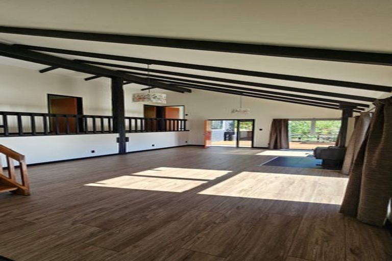 Photo of property in 35 Ticehurst Road, Lyttelton, 8082