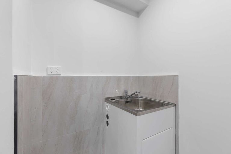 Photo of property in 60 Heybridge Street, Manurewa, Auckland, 2102