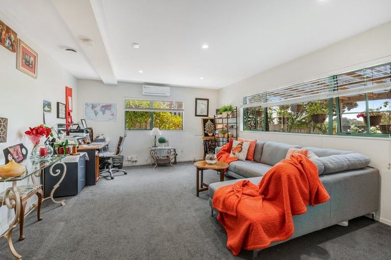 Photo of property in 1/3 Pelican Lane, Unsworth Heights, Auckland, 0632