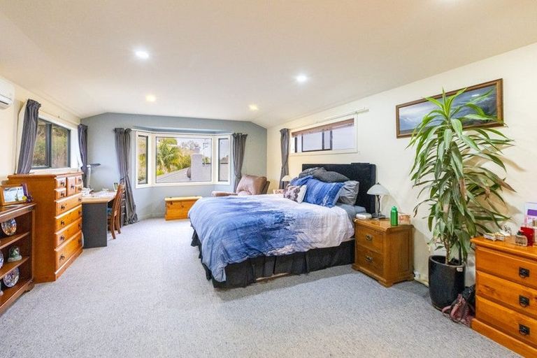 Photo of property in 10a Dolbel Street, Taradale, Napier, 4112