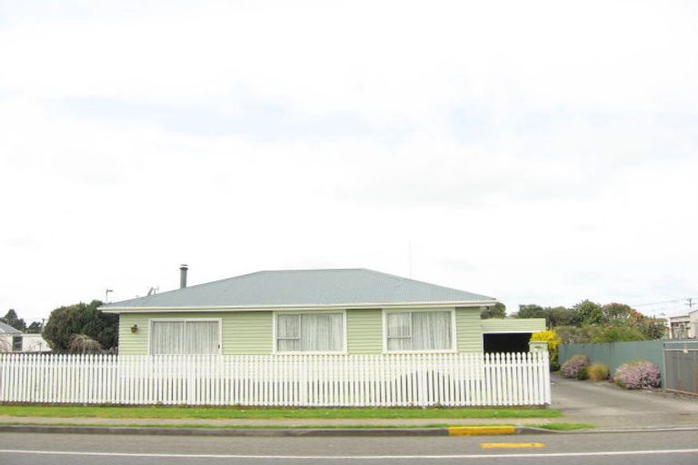 Photo of property in 11 Rimu Street, Inglewood, 4330