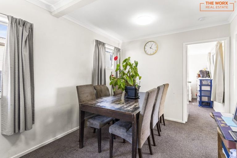 Photo of property in 10a Cambridge Road, Manurewa, Auckland, 2102