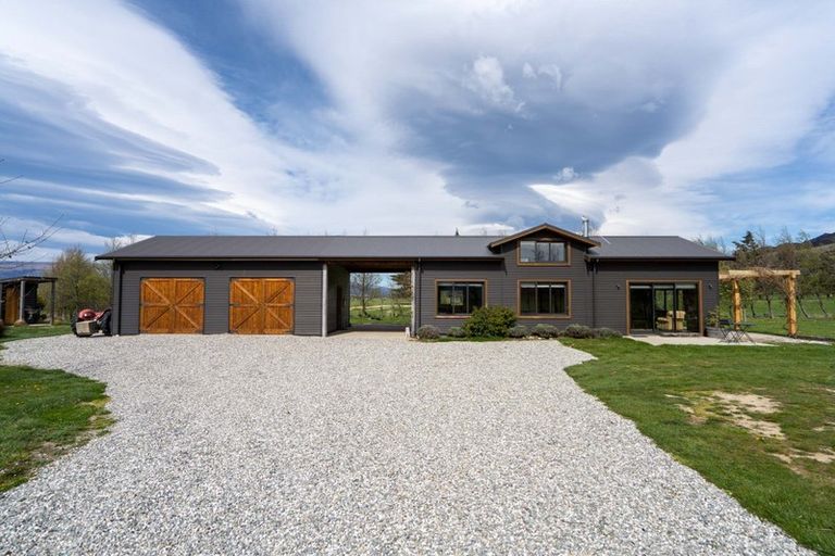 Photo of property in 66 Gladsmuir Road, Queensberry, Cromwell, 9383