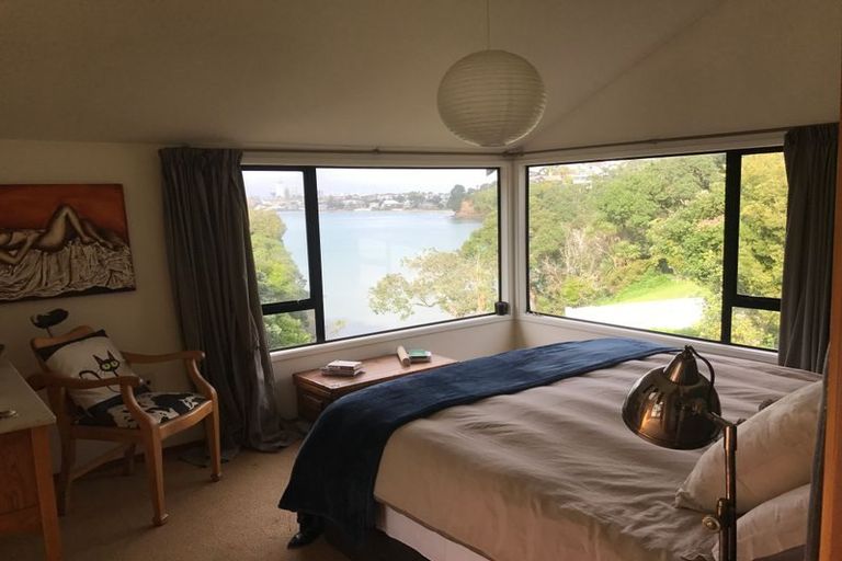 Photo of property in 18a Castor Bay Road, Castor Bay, Auckland, 0620