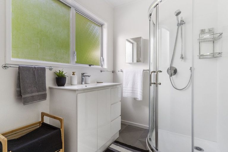 Photo of property in 1/55 Castleton Street, Birkdale, Auckland, 0626