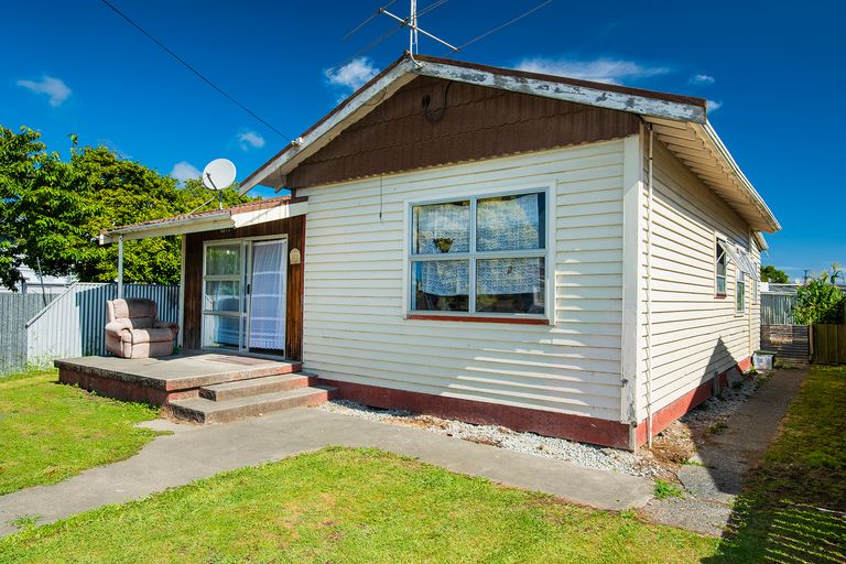 Photo of property in 140 Lucknow Street, Wairoa, 4108