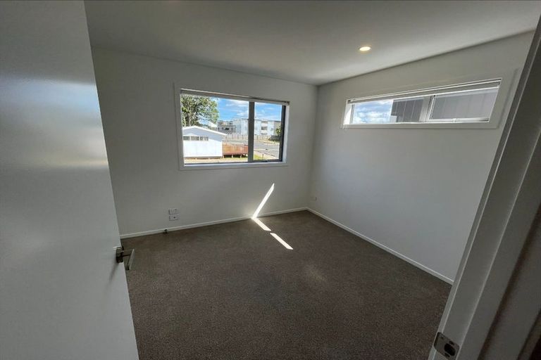 Photo of property in 89 Ngae Place, Mangere East, Auckland, 2024