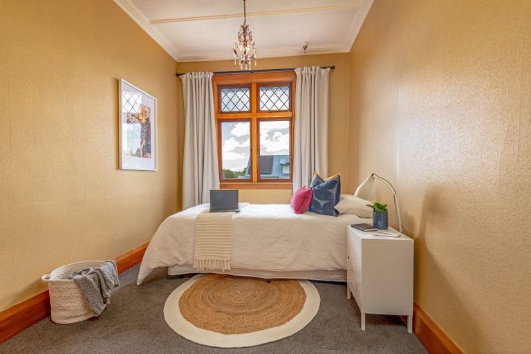 Photo of property in 10 Saint Johns Avenue, Palmerston North, 4414