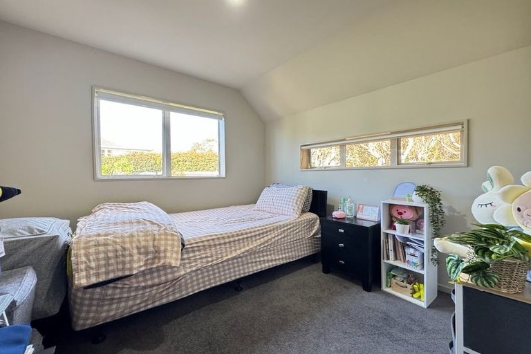 Photo of property in 1a Arapiko Street, Johnsonville, Wellington, 6037
