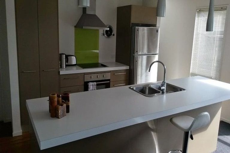 Photo of property in 137a Geraldine Street, Edgeware, Christchurch, 8013