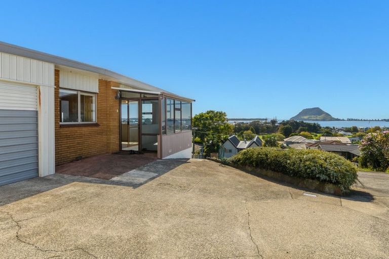 Photo of property in 17a Seaview Road, Otumoetai, Tauranga, 3110