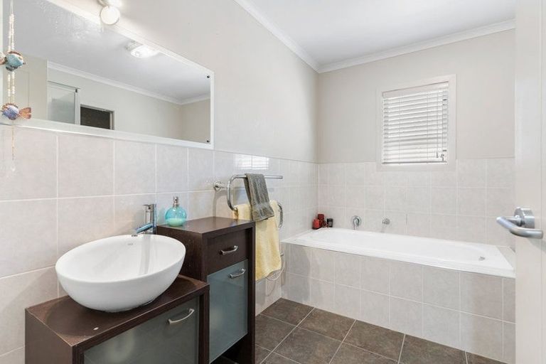 Photo of property in 2b Sanctuary Cove, Pauanui, Hikuai, 3579