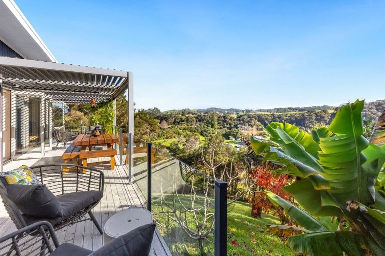 Photo of property in 93a Yorke Road, Haruru, 0204