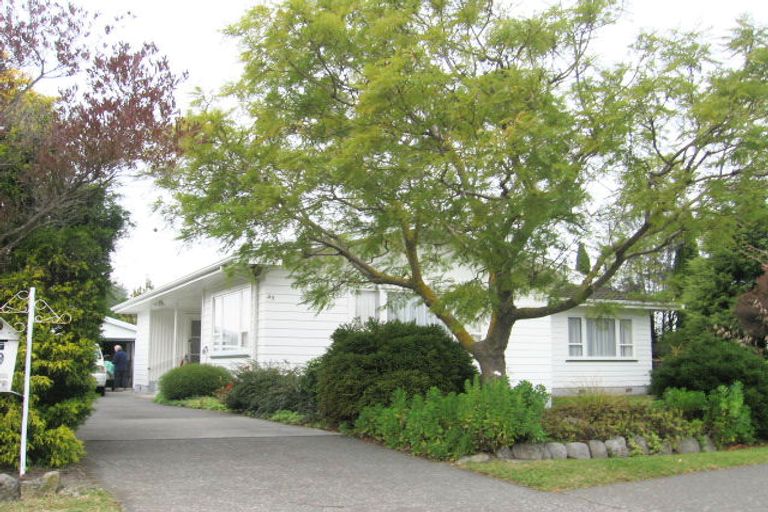 Photo of property in 49 Avondale Road, Taradale, Napier, 4112