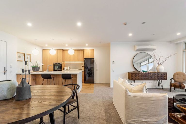 Photo of property in 129 Hibiscus Drive, Orewa, 0931