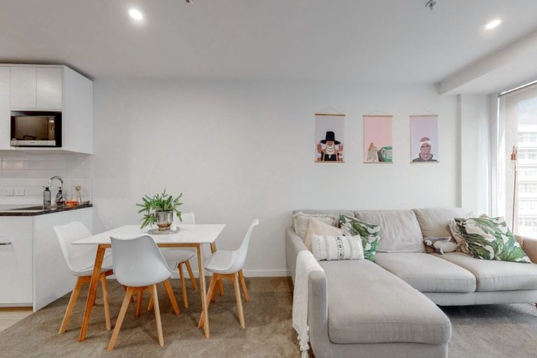 Photo of property in Vsp South, 704/168u Victoria Street, Te Aro, Wellington, 6011