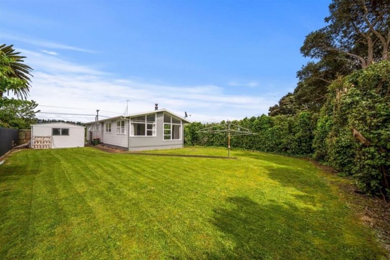 Photo of property in 21 Manawapou Road, Hawera, 4610