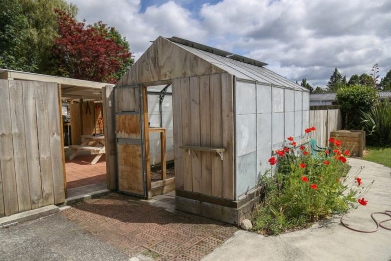 Photo of property in 82 Rangipoia Place, Turangi, 3334