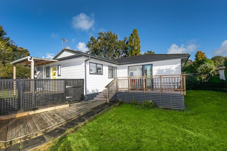 Photo of property in 125 Solar Road, Glen Eden, Auckland, 0602