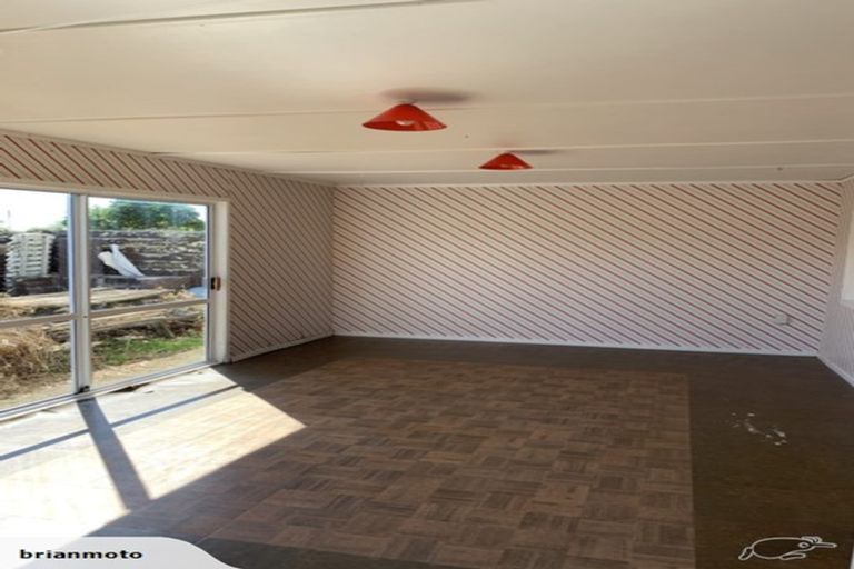 Photo of property in 44 Escort Grove, Awapuni, Palmerston North, 4412