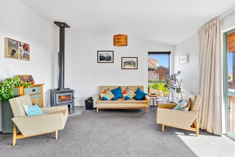 Photo of property in 9 Kowhatu Grove, Pohara, Takaka, 7183