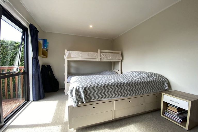 Photo of property in 2/1 Mcintyre Road, Mangere Bridge, Auckland, 2022