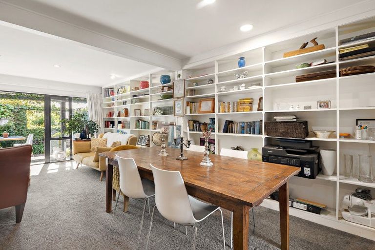 Photo of property in 14u8 Harriett Street, Thorndon, Wellington, 6011