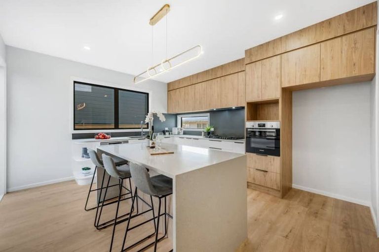 Photo of property in 108c Union Road, Howick, Auckland, 2014