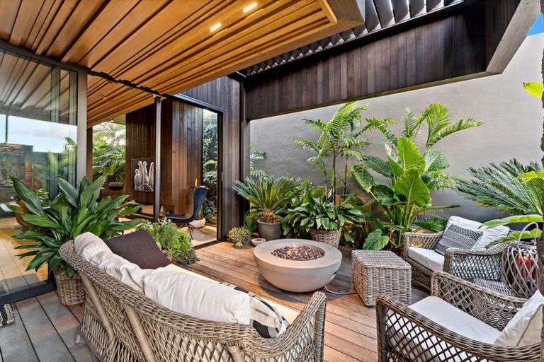 Photo of property in 14b William Street, Takapuna, Auckland, 0622