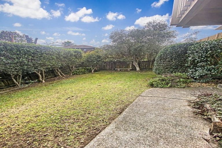Photo of property in 448 Beach Road, Murrays Bay, Auckland, 0630