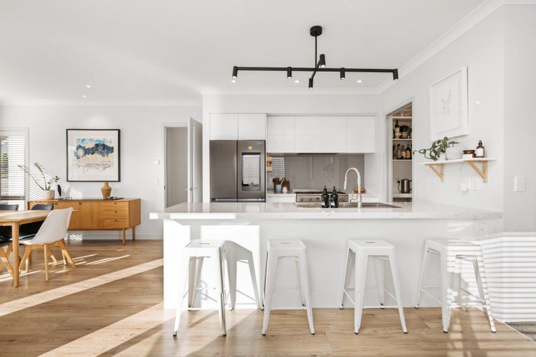 Photo of property in 324 Lakes Boulevard, Pyes Pa, Tauranga, 3112