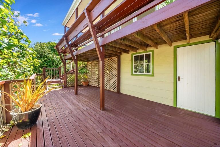 Photo of property in 50 Madras Street, Khandallah, Wellington, 6035