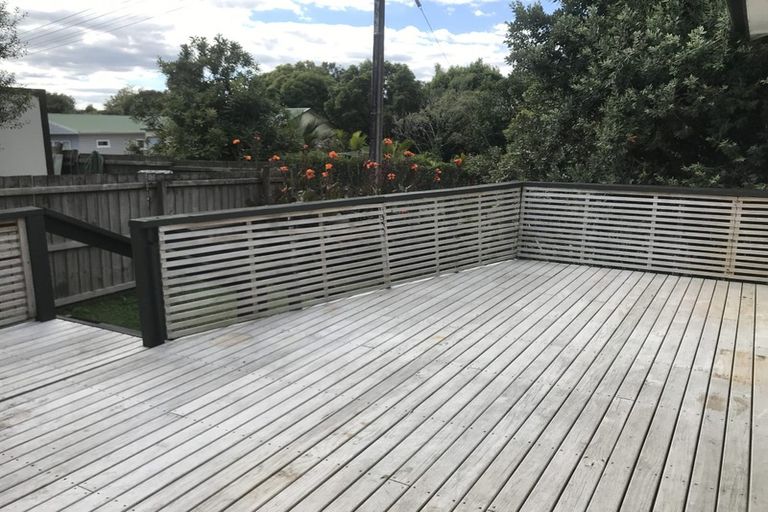 Photo of property in 1/10 Roick Parade, Glen Eden, Auckland, 0602