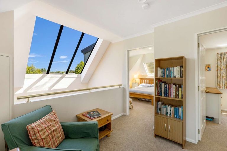 Photo of property in 18 Thornley Place, Woodend, 7610