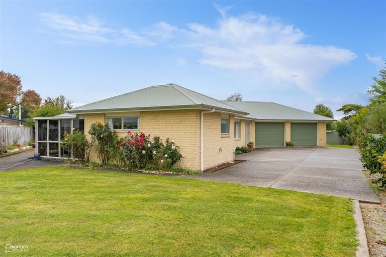 Photo of property in 10 Massey Place, Masterton, 5810