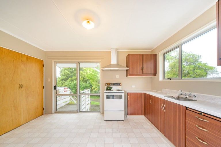 Photo of property in 34 Halcombe Road, Feilding, 4702