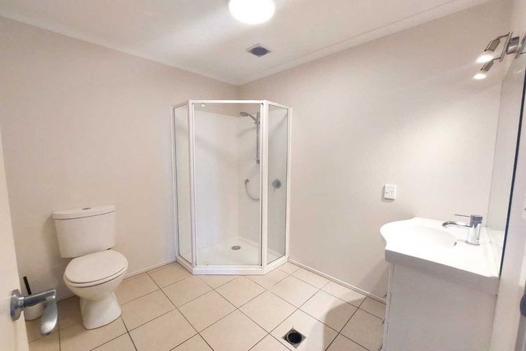 Photo of property in 19j Inverness Avenue, Hamilton East, Hamilton, 3216