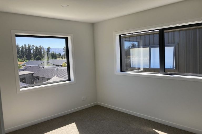 Photo of property in Northlake, 36 Glenavon Green, Wanaka, 9305