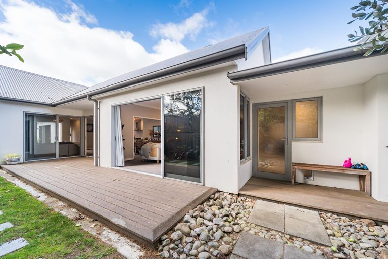 Photo of property in 5 Heritage Place, Terrace End, Palmerston North, 4410