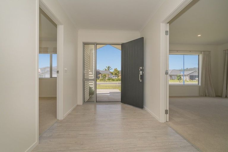 Photo of property in 85 Kupe Drive, Whitianga, 3510