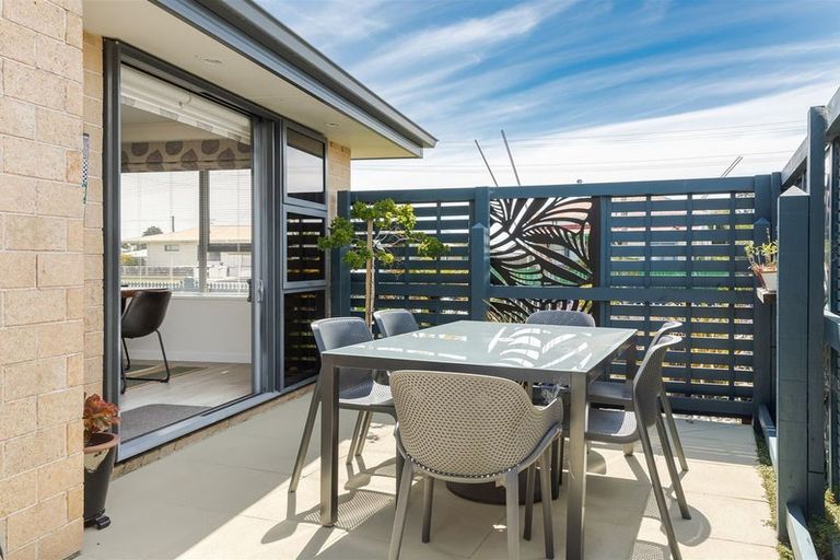 Photo of property in 34 Fonblanque Street, Westport, 7825