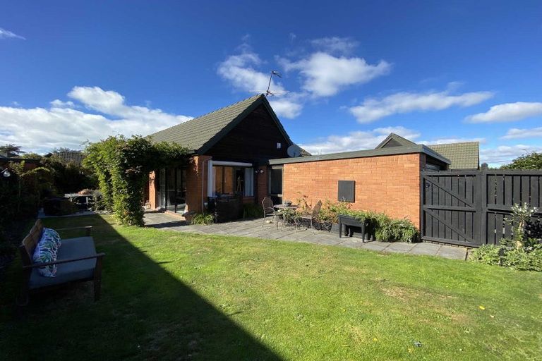 Photo of property in 21/415 Mairehau Road, Parklands, Christchurch, 8083