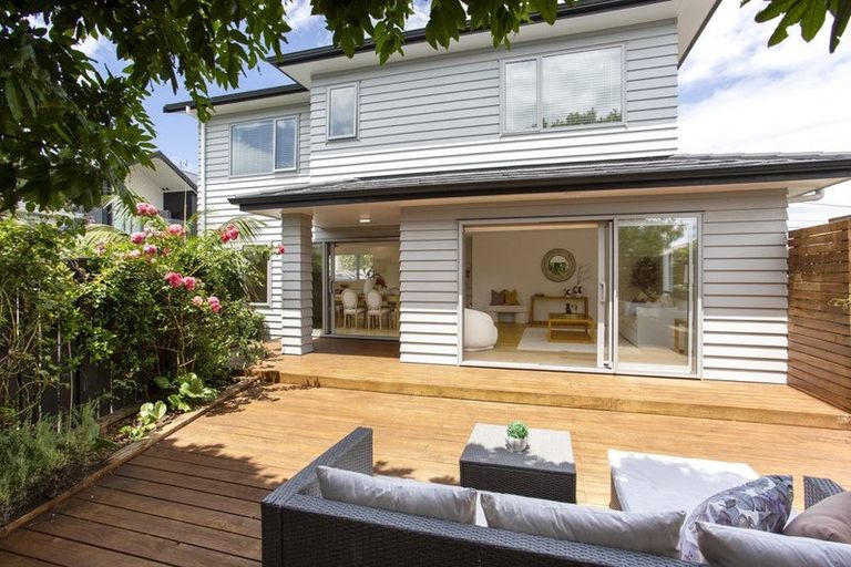 Photo of property in 89 Taikata Road, Te Atatu Peninsula, Auckland, 0610