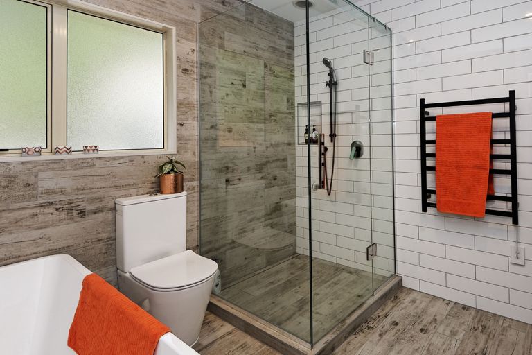 Photo of property in 53a Onedin Place, Titirangi, Auckland, 0604