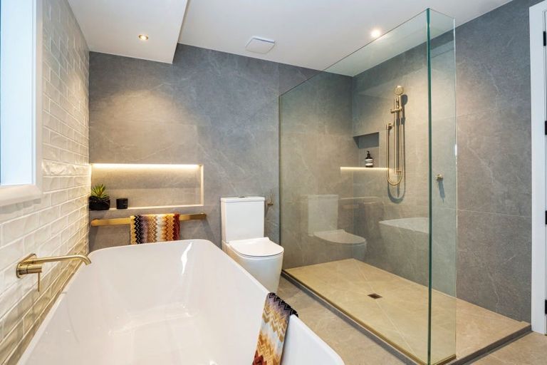 Photo of property in 165b Oceanbeach Road, Mount Maunganui, 3116