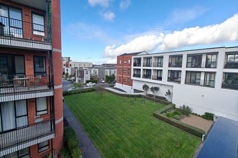 Photo of property in 207/77 Hobsonville Point Road, Hobsonville, Auckland, 0616