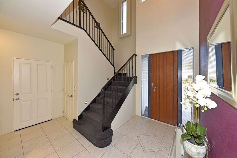 Photo of property in 8 Janal Place, Northwood, Christchurch, 8051