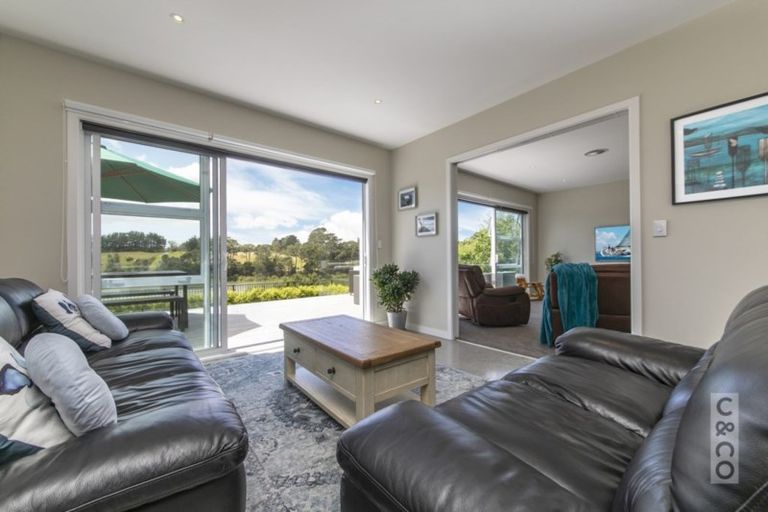 Photo of property in 4 York Terrace, Riverhead, 0820